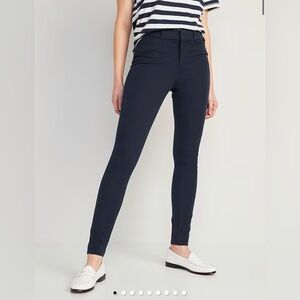 Old Navy High-Waisted Pixie Pants Size 6 Navy